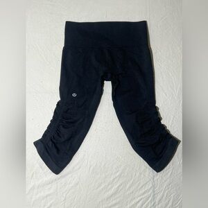 Lululemon In The Flow Crop Leggings Sz 4 Compression Yoga Dark Gray/black